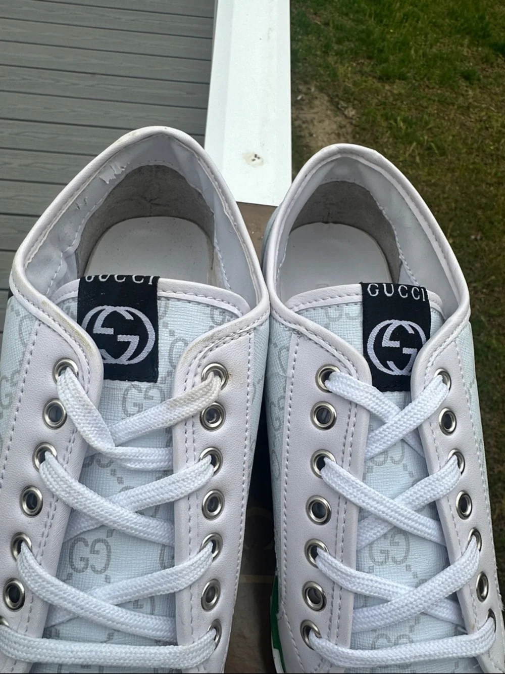 Gucci White Low-Top Sneakers with Green & Black Stripe